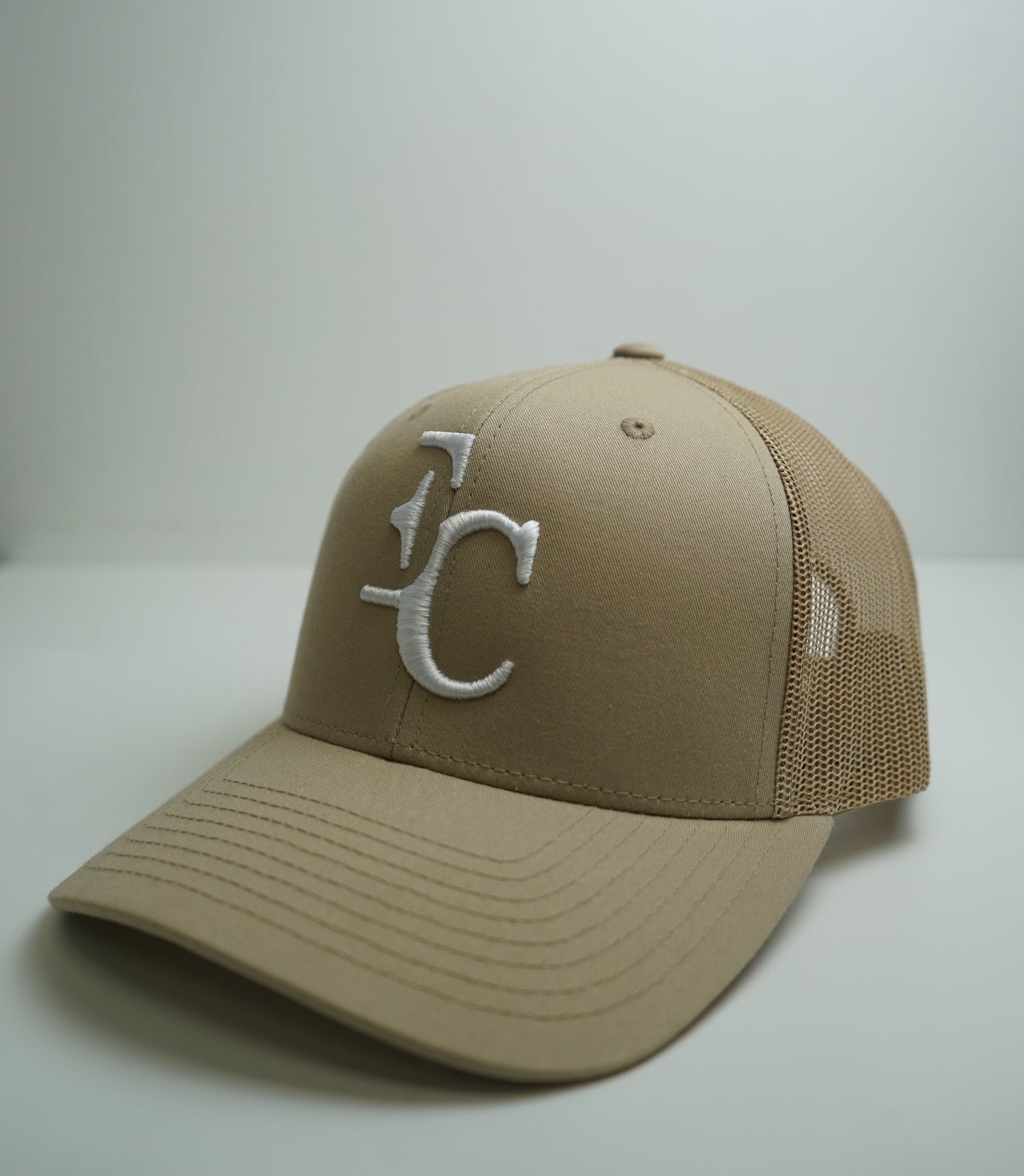 EC KHAKI AND WHITE SNAPBACK HAT